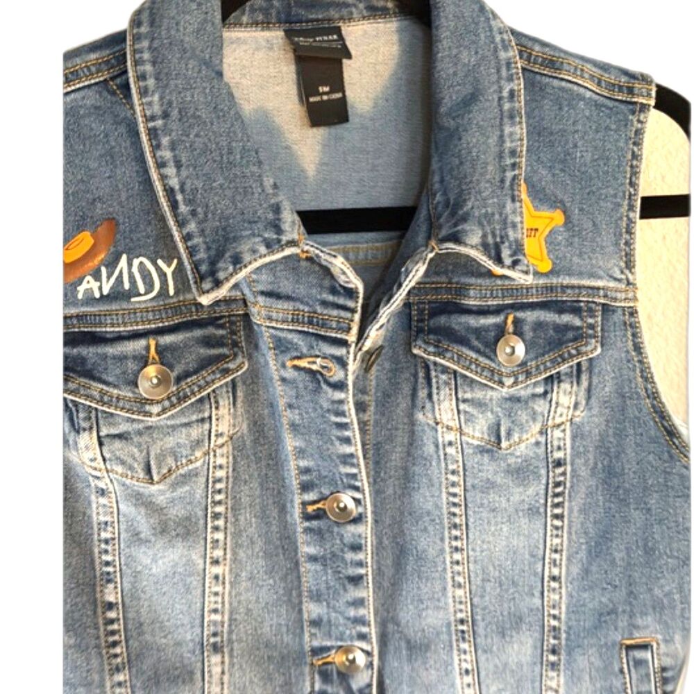 Disney Pixar Toy Story Denim Vest Sheriff Woody Jessie Patches Size S/M - Picture 10 of 10